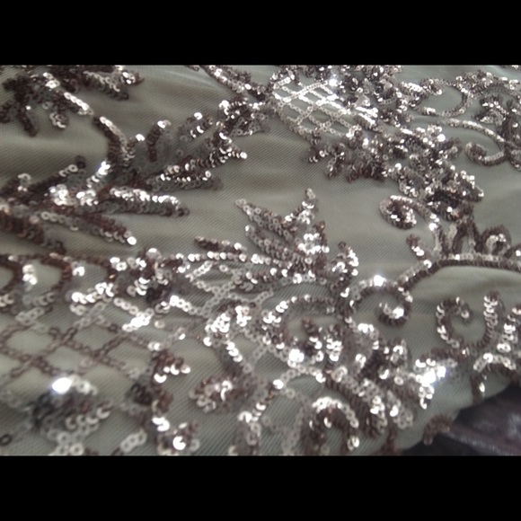 Women dresses - Picture 4 of 6